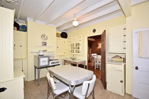 11 Prospect St, Buzzards Bay, MA 02532 photo 7