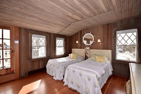 11 Prospect St, Buzzards Bay, MA 02532 photo 20