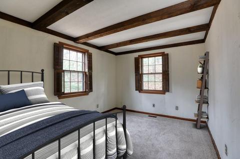 77 Brays St, Chicopee, MA 01020 photo 9