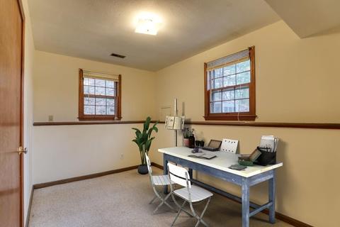 77 Brays St, Chicopee, MA 01020 photo 10