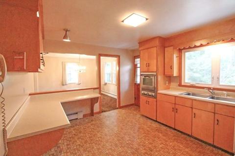 587 Westhampton Rd, Northampton, MA 01062 photo 13