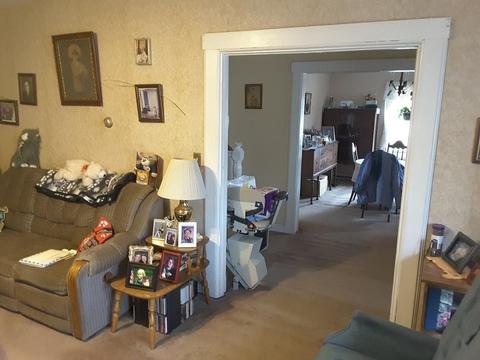 157 Pleasant St, Easthampton, MA 01027 photo 8
