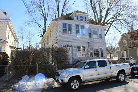 34 Smith St, Lawrence, MA 01841 photo 3