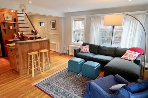 1 Bowden St, Marblehead, MA 01945 photo 5
