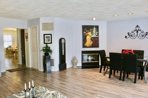 2 Carnation Cir #D, Reading, MA 01867 photo 13