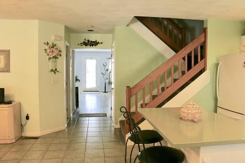 2 Carnation Cir #D, Reading, MA 01867 photo 6