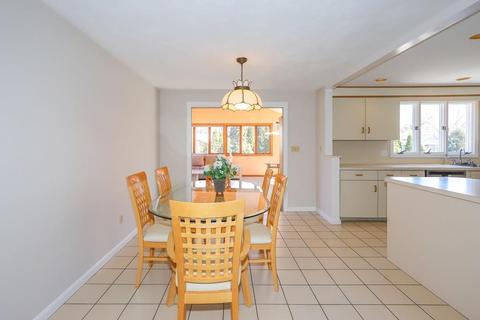 33 Nelson Ave, Beverly, MA 01915 photo 4