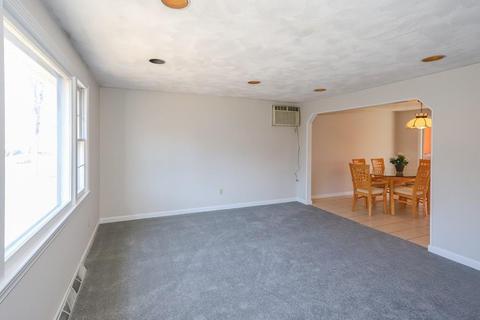 33 Nelson Ave, Beverly, MA 01915 photo 3