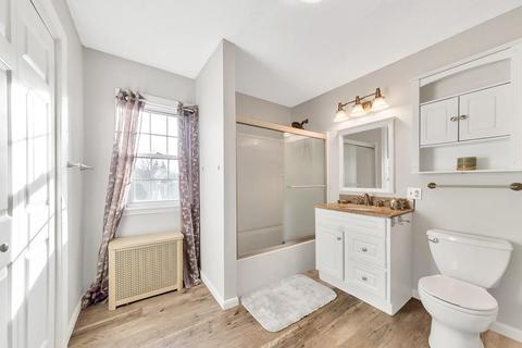 111 Sherman Ave, Chicopee, MA 01013 photo 11