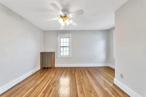 111 Sherman Ave, Chicopee, MA 01013 photo 15
