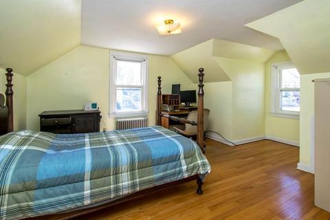 95 Powell Ave, Springfield, MA 01118 photo 17