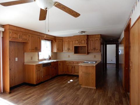 170 Seamans St, Woonsocket, RI 02895 photo 5