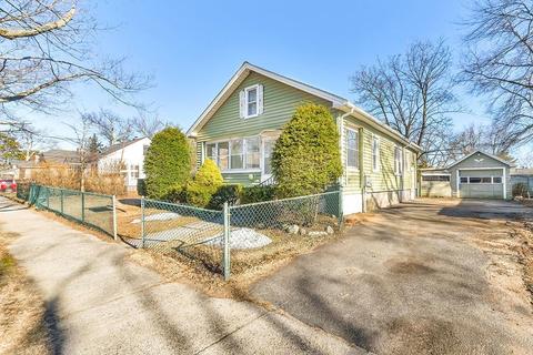 57 Melville St, Springfield, MA 01104 photo 2