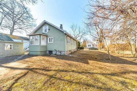 57 Melville St, Springfield, MA 01104 photo 23