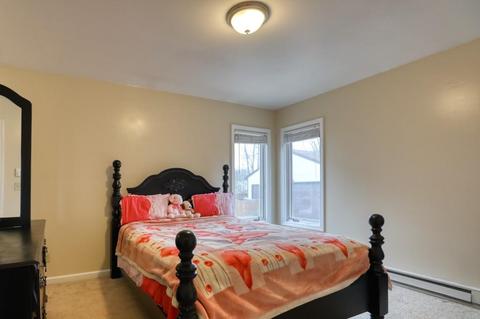 64 Amos Dr, Springfield, MA 01118 photo 9
