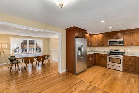 134 Vincent Rd, Dedham, MA 02026 photo 4