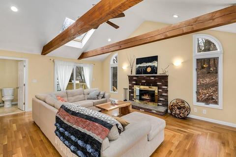 134 Vincent Rd, Dedham, MA 02026 photo 8