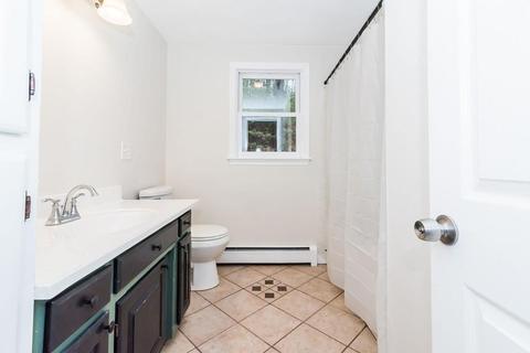 285 Kemp St, Dunstable, MA 01827 photo 16