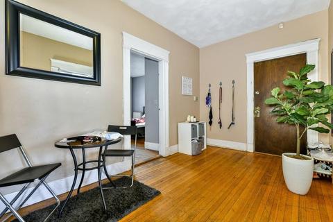 524 Harvard St, Brookline, MA 02446 photo 5