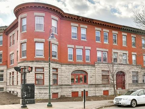 524 Harvard St, Brookline, MA 02446 photo 2