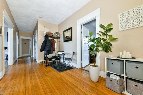 524 Harvard St, Brookline, MA 02446 photo 9