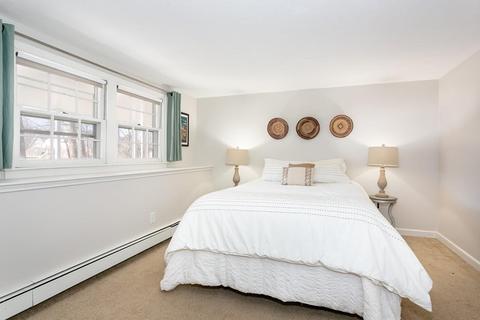 16 Surrey Ln, Needham, MA 02492 photo 19