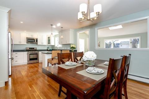 16 Surrey Ln, Needham, MA 02492 photo 5