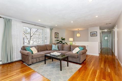 16 Surrey Ln, Needham, MA 02492 photo 8