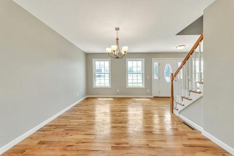 93 Joanne Dr, Springfield, MA 01119 photo 9