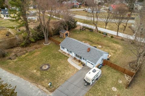 2 Noyes Rd, Georgetown, MA 01833 photo 2