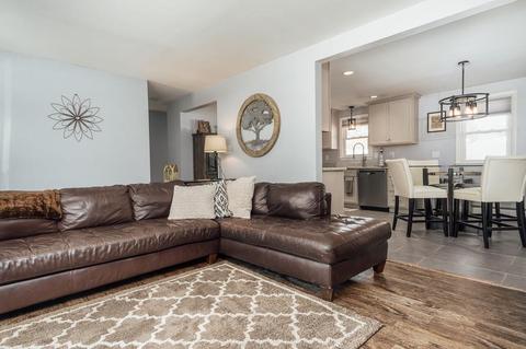 2 Noyes Rd, Georgetown, MA 01833 photo 4
