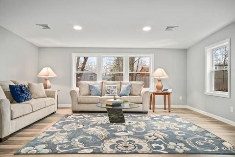 9 Exeter St, Danvers, MA 01923 photo 14
