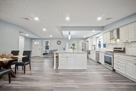 9 Exeter St, Danvers, MA 01923 photo 9