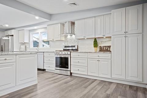 9 Exeter St, Danvers, MA 01923 photo 10