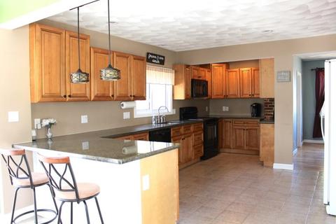 246 Willard St, Dracut, MA 01826 photo 2