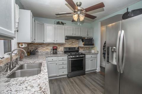 24 Briarwood Dr, Wareham, MA 02571 photo 6