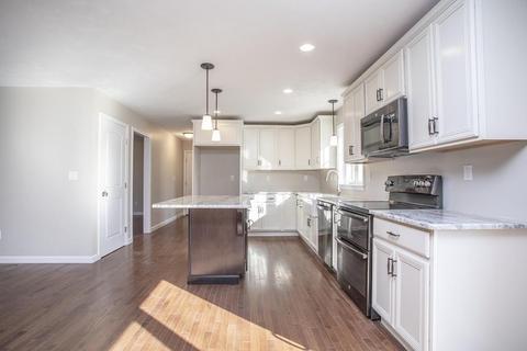 5 Ridge St, Berkley, MA 02779 photo 4