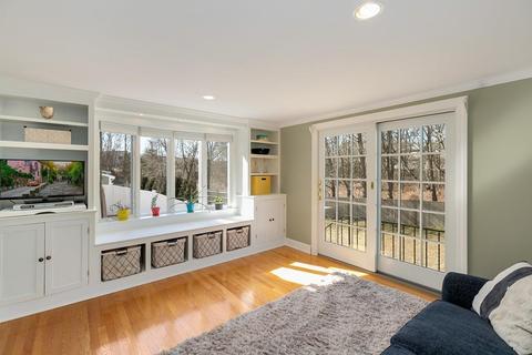 19 Hillside Ter, Hingham, MA 02043 photo 11
