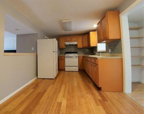 25 Colonial Ave, Easthampton, MA 01027 photo 2