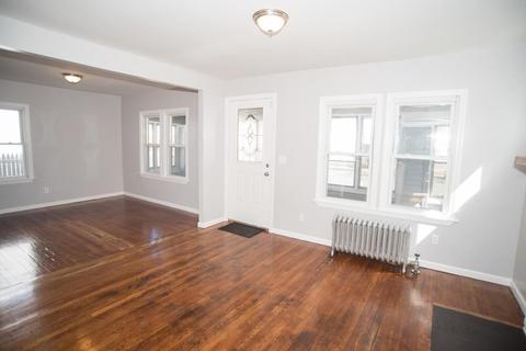 186 Maynard St, Springfield, MA 01109 photo 10