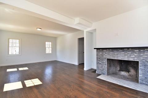 497 Locust St, Danvers, MA 01923 photo 11