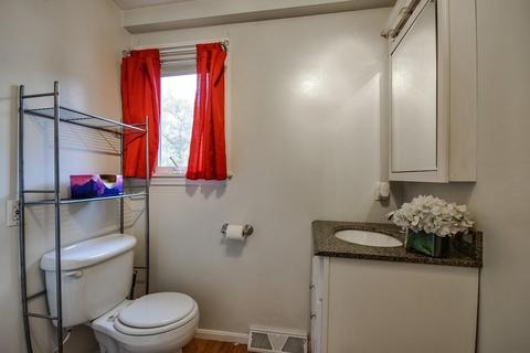 16 Arnold Rd, Framingham, MA 01701 photo 12