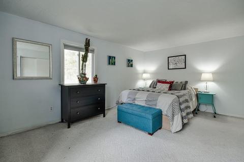 16 Arnold Rd, Framingham, MA 01701 photo 14