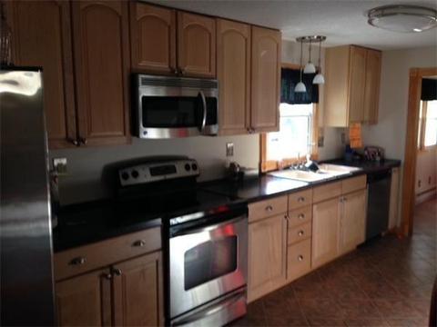 72 Irene St, Springfield, MA 01108 photo 4