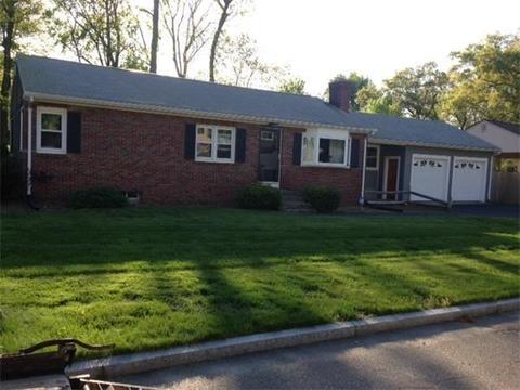 72 Irene St, Springfield, MA 01108 photo 1