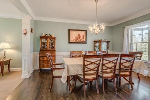 12 Sparrow Ln, Danvers, MA 01923 photo 9