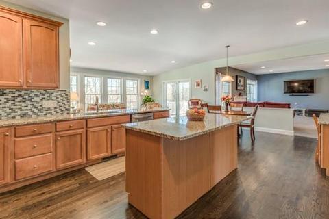 12 Sparrow Ln, Danvers, MA 01923 photo 12