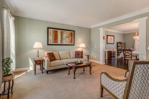 12 Sparrow Ln, Danvers, MA 01923 photo 6