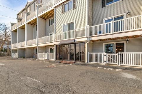 12 Summit Ave #3, Beverly, MA 01915 photo 2