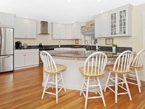 60 Horace St, Needham, MA 02494 photo 8